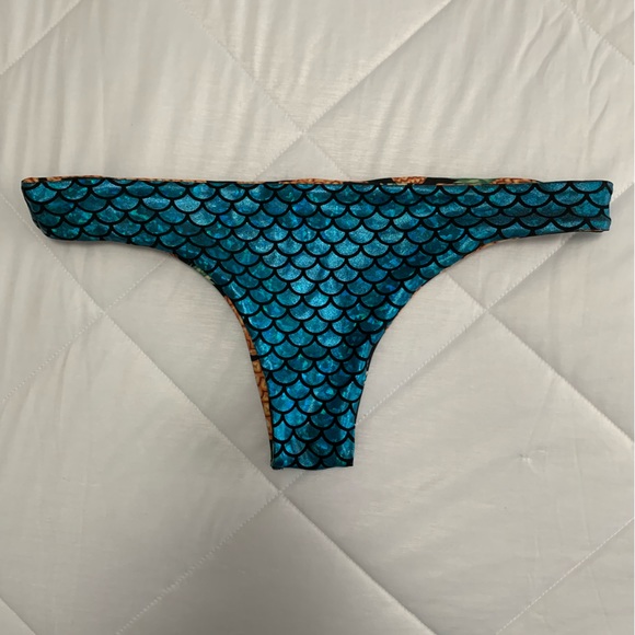 EUC🍍REVERSIBLE Pineapple Mermaid Cheeky Bikini Bottoms *Custom Made in Hawaii - Picture 5 of 5
